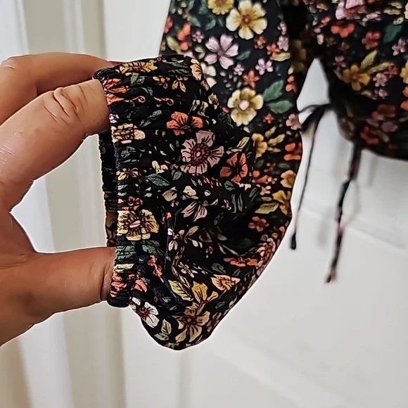 Elodie Floral Black Yellow Pink Elasticized Off Shoulder Rucshed Side Tie Top S - Picture 8 of 13